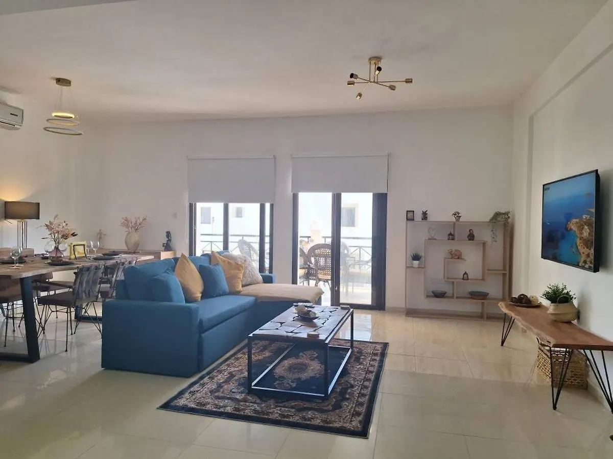 Paramount Gardens Resorts D204 Терсефану 0*,