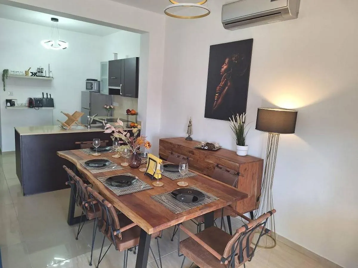 Paramount Gardens Resorts D204 Терсефану